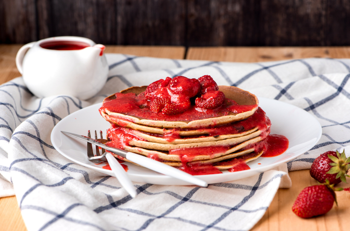 pancake stroberi - Frisian Flag