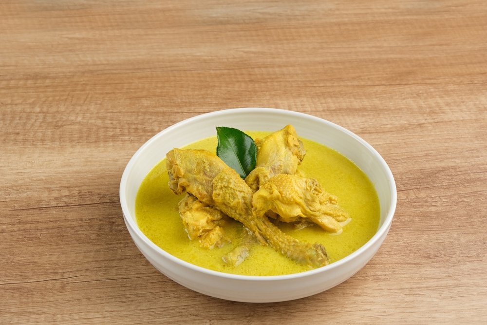 Resep Opor Ayam Sederhana - Frisian Flag